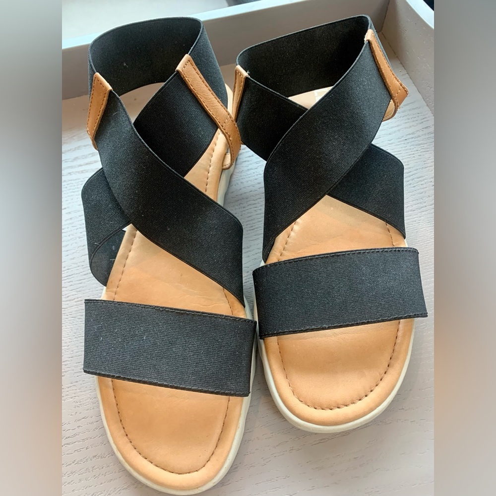 Flex sandals